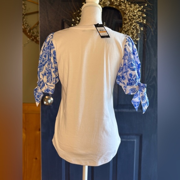Tommy Hilfiger Cotton White Top with Blue Patterned bow tie Sleeves NWT size S - Picture 5 of 11